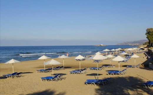 Kernos Beach Hotel