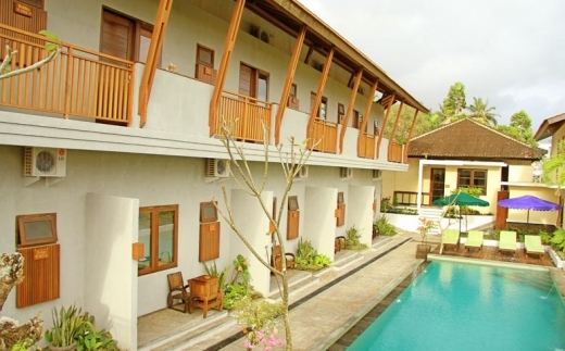 Anini Raka Resort & Spa