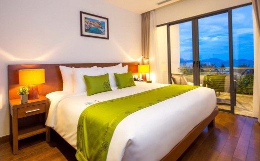 Cam Ranh Riviera Beach Resort & Spa