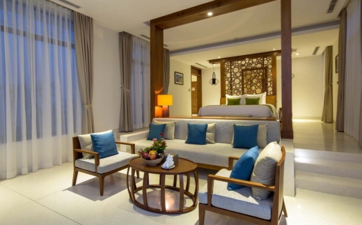 Cam Ranh Riviera Beach Resort & Spa