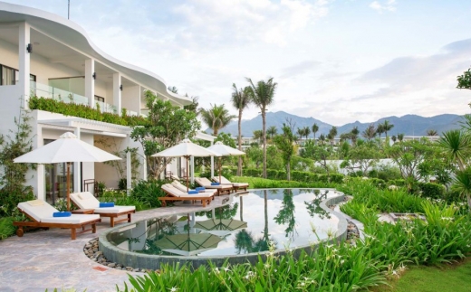 Cam Ranh Riviera Beach Resort & Spa