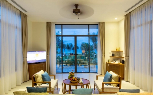 Cam Ranh Riviera Beach Resort & Spa