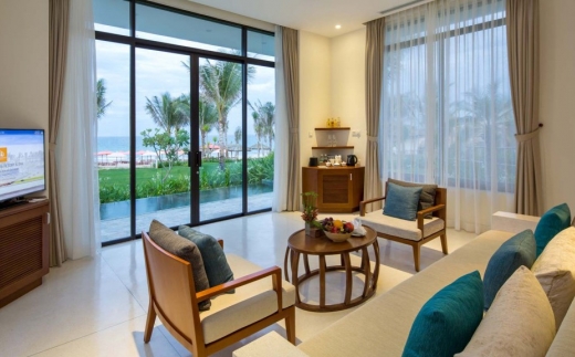 Cam Ranh Riviera Beach Resort & Spa