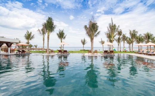 Cam Ranh Riviera Beach Resort & Spa