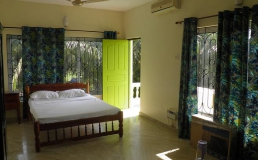 Hotel Meera (Ex. The Crib)
