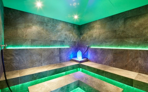 Berghof Hintertux- Crystal Spa & Sports