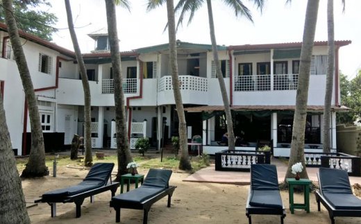 Daphanie Beach Hotel
