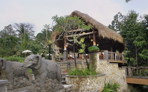 The Kayon Truly Resort
