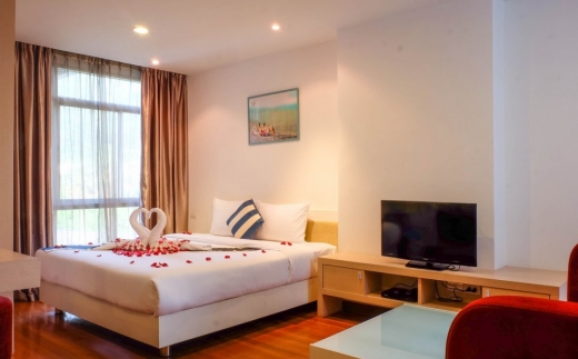 Icheck Inn Residence Patong