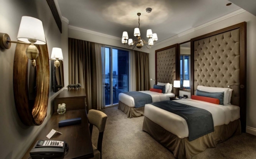 Dukes Dubai, A Royal Hideaway Hotel