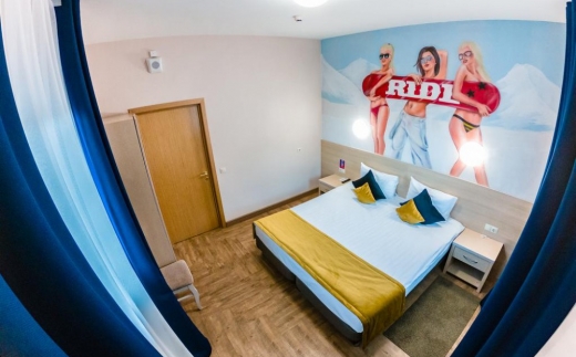 Boogel Woogel Hotel & Bar