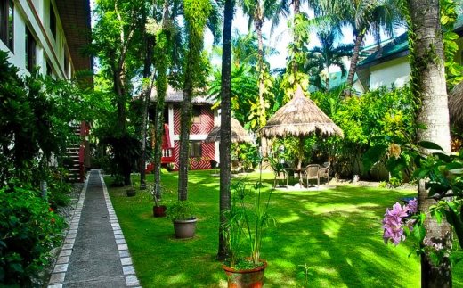 Tonglen Resort