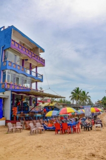 Dolphin & Beach Restaurant