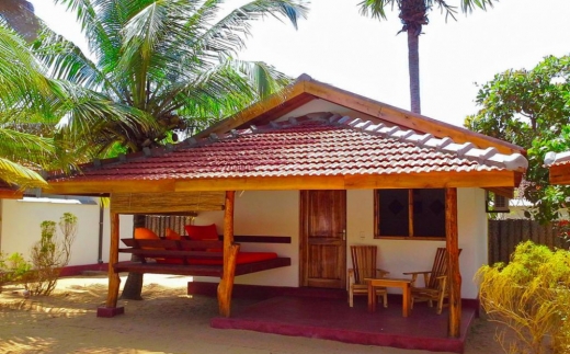 Babar Point Bungalow Arugambay