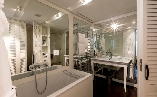 Magna Pars Suite