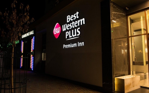 Best Western Plus Premium Inn