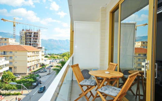 Apartments Sea Breeze Lux