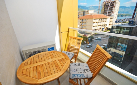 Apartments Sea Breeze Lux