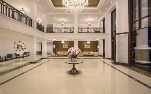 Grand Palace Hotel