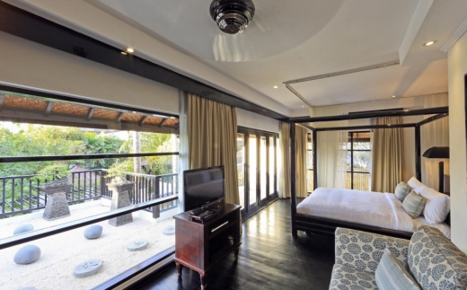 Four On Drupadi