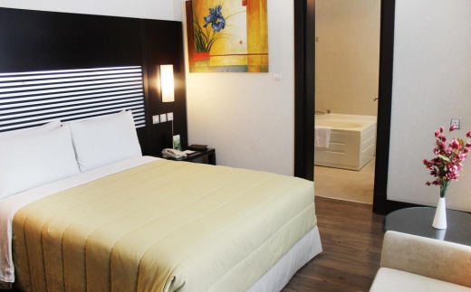 Holiday Villa Hotel & Residence City Centre Doha