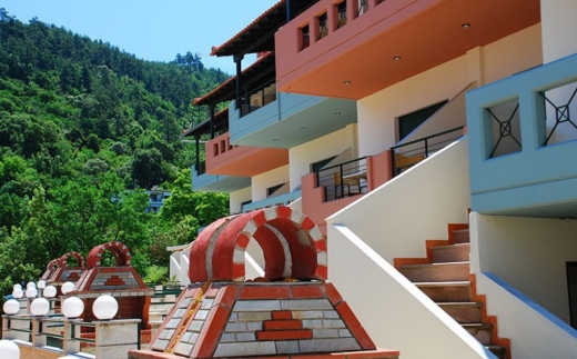 Ntinas Filoxenia Hotel & Spa