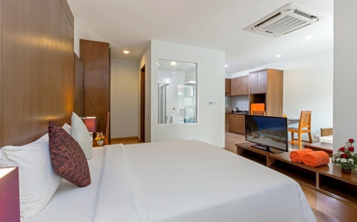 Elite Suites Hotel Patong