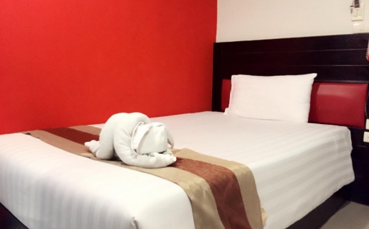 Pj Patong Resortel