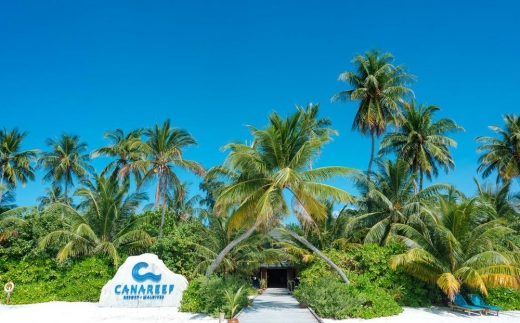 Canareef Resort