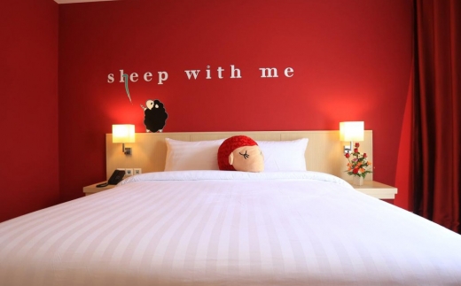 Sleep With Me Hotel