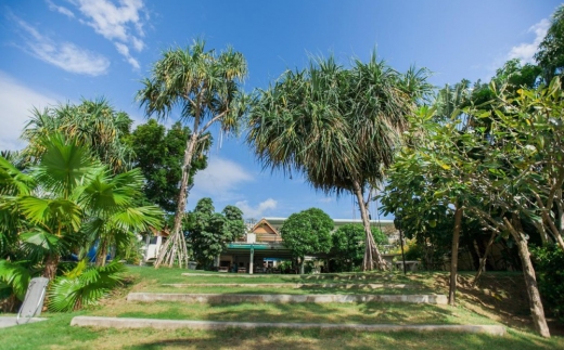 The Chalong Beach Hotel