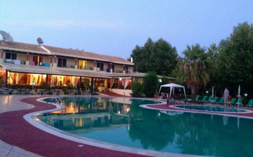 Damia Hotel Apartments