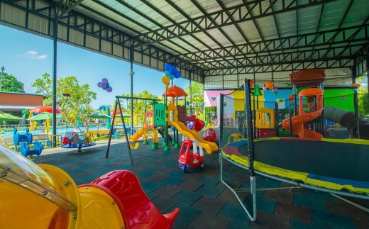 Rawai Vip Villas, Kids Park & Spa