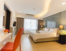 Grand Tower Inn Sathon