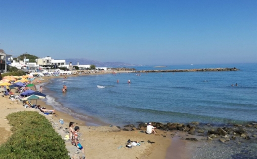 Almare Beach