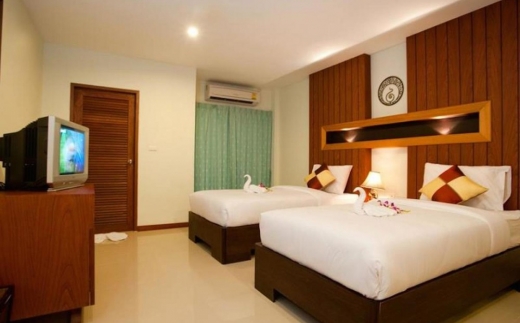 Deva Suites Patong Hotel