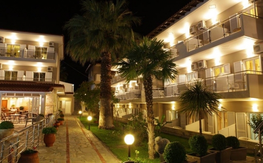 Sarantis Hotel