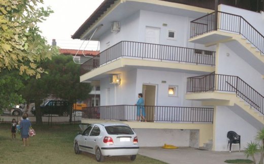 Alkmini Apartments