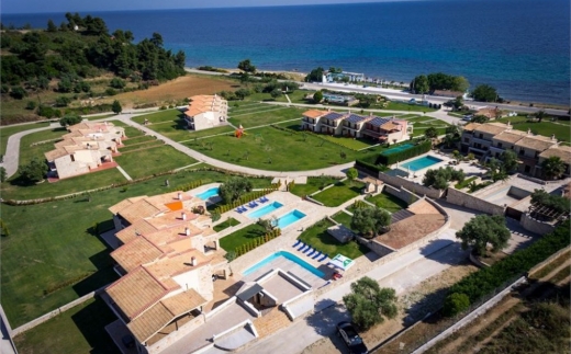 Nefeli Villas And Suites