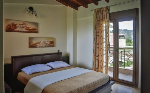 Nefeli Villas And Suites