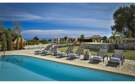 Nefeli Villas And Suites