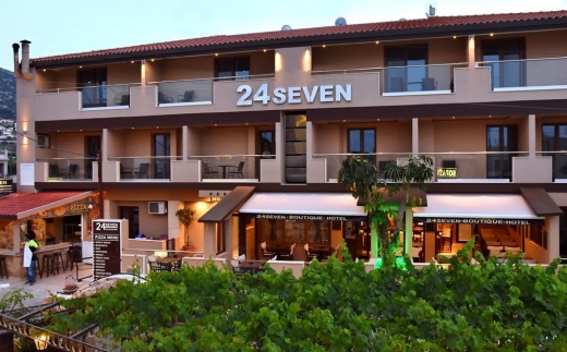 24 Seven Boutique Hotel