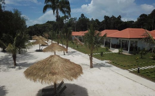 Saracen Bay Resort