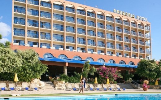 Navarria Hotel