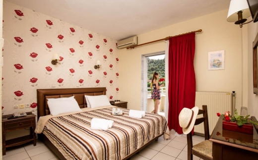 Philoxenia Inn Hotel