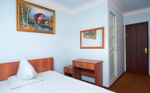 Lazur Guest House Частная Гостиница