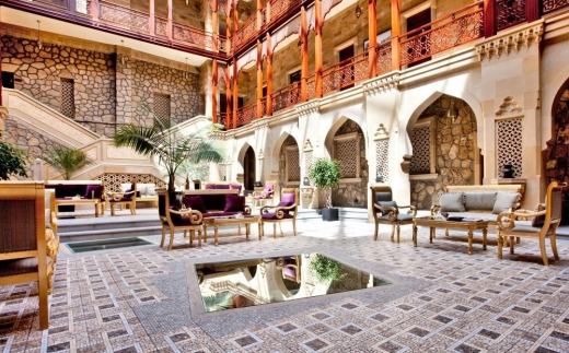 Shah Palace Hotel