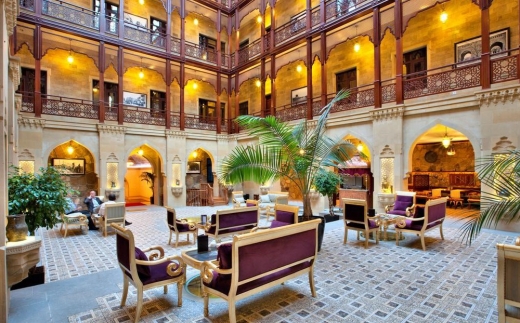 Shah Palace Hotel