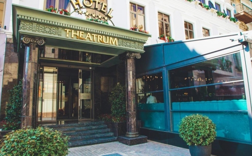 Theatrum Hotel