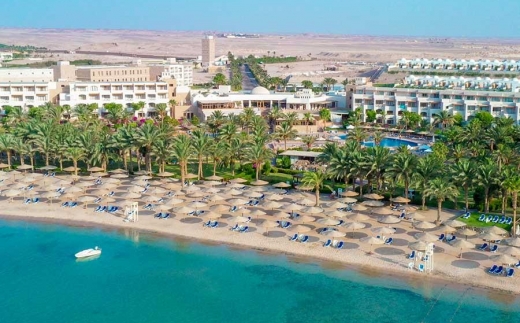 Fort Arabesque Beach Resort